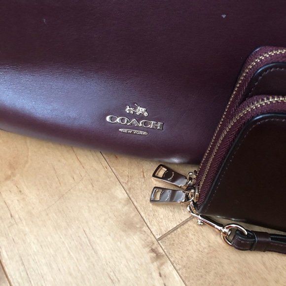 Coach Nomad hobo shoulder bag with keychain wallet - Picture 5 of 8